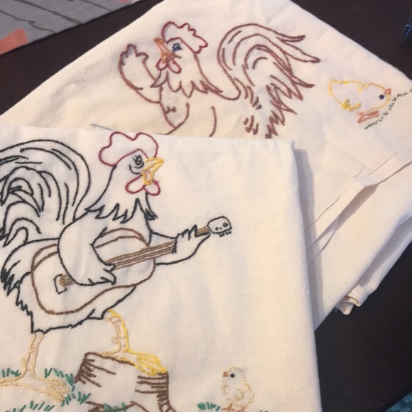 Two tea towels - Picture 7 of 8